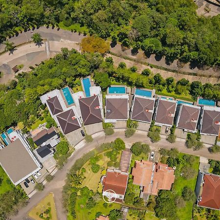 Tulip Hill View Villa 5 Bedrooms With A Private Swimming Pool Bandung Exterior foto