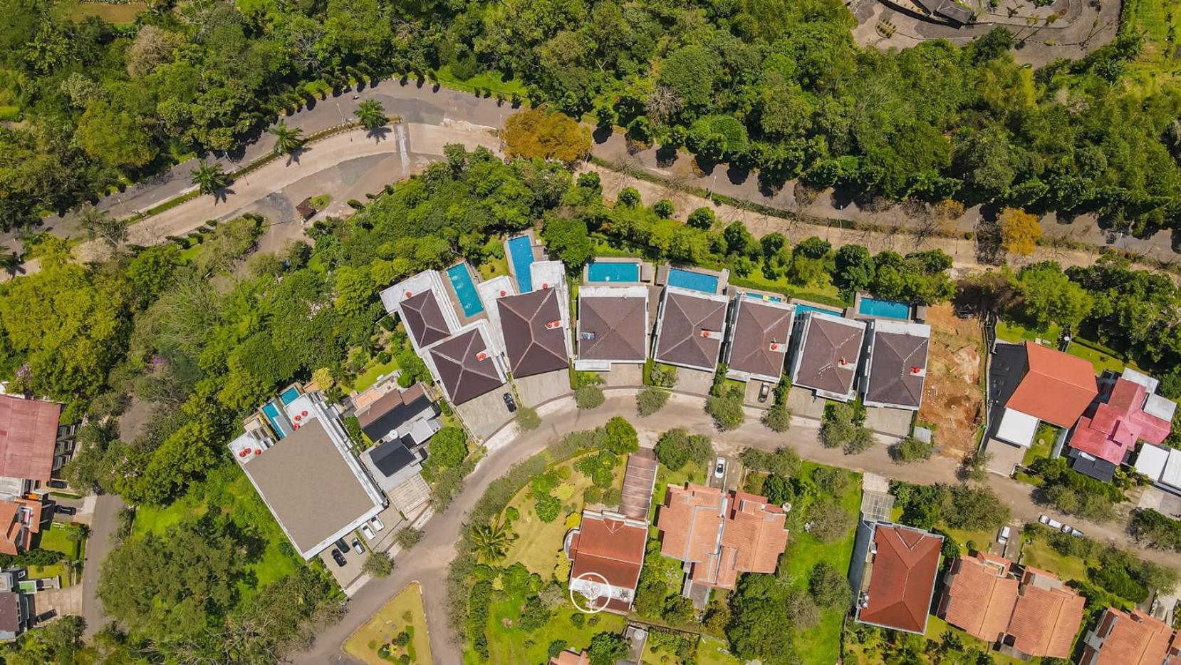 Tulip Hill View Villa 5 Bedrooms With A Private Swimming Pool Bandung Exterior foto